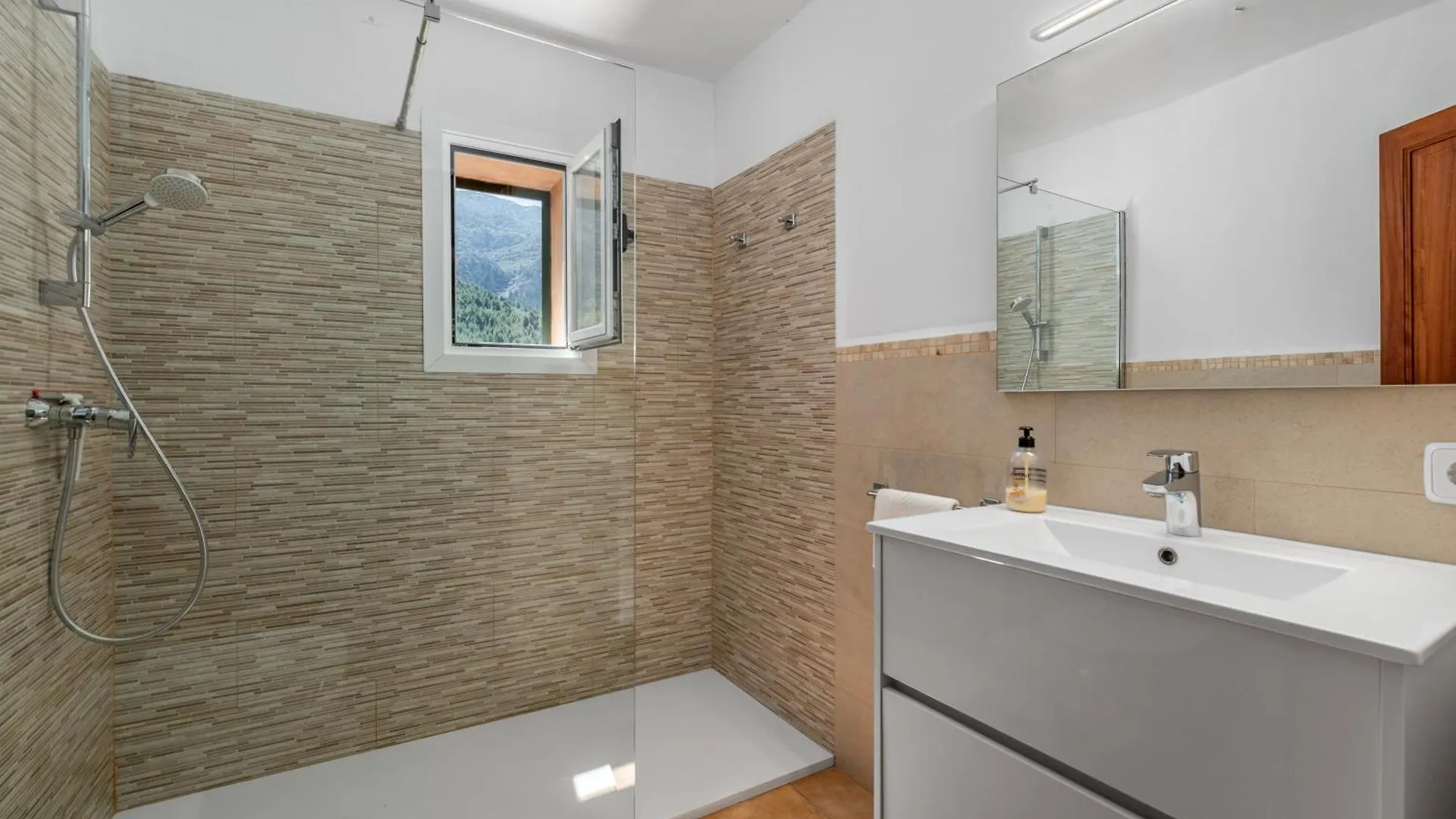 Nyaraló Finca Xesca Sóller Spanyolország